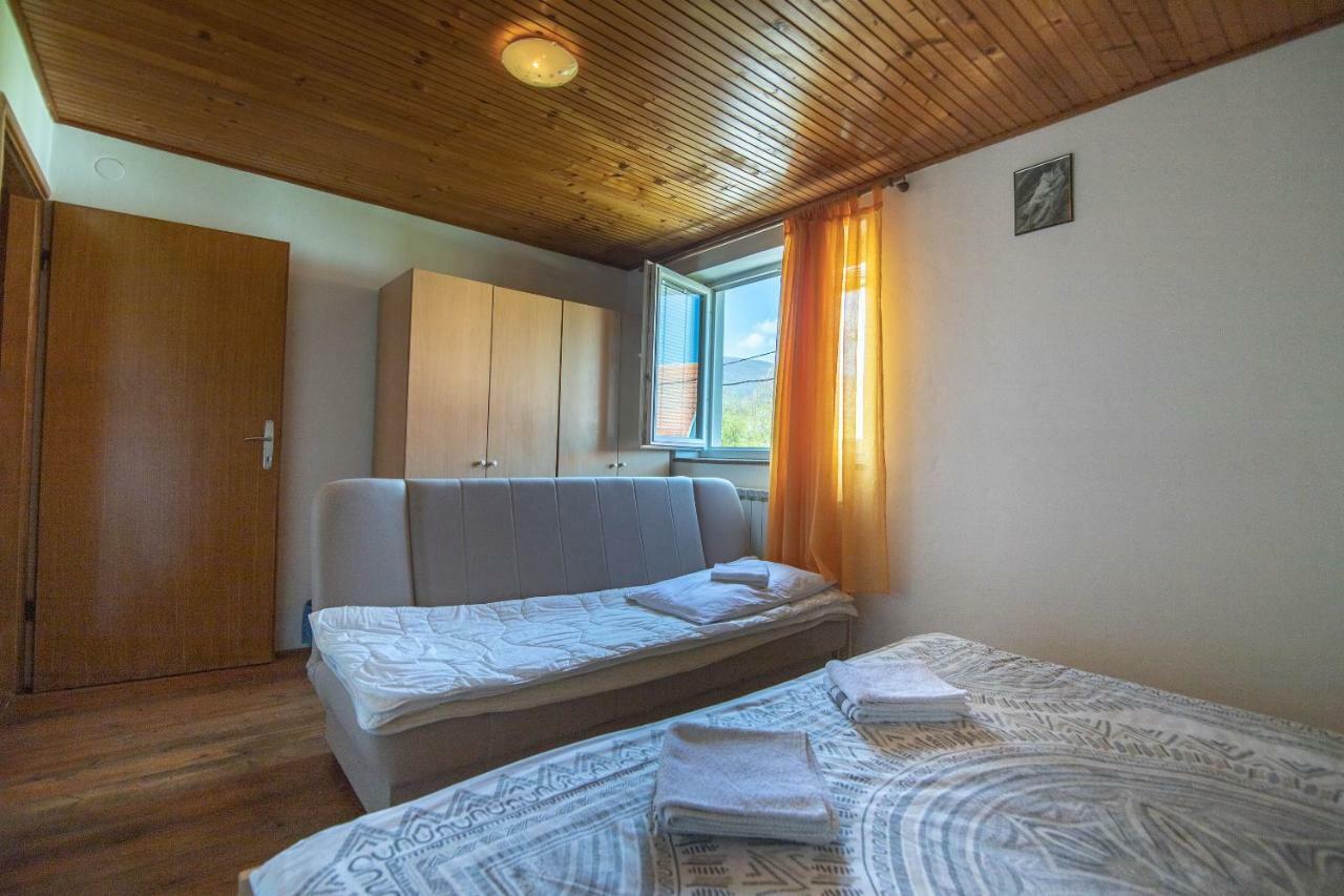 House Marijana Villa Smoljanac Bagian luar foto