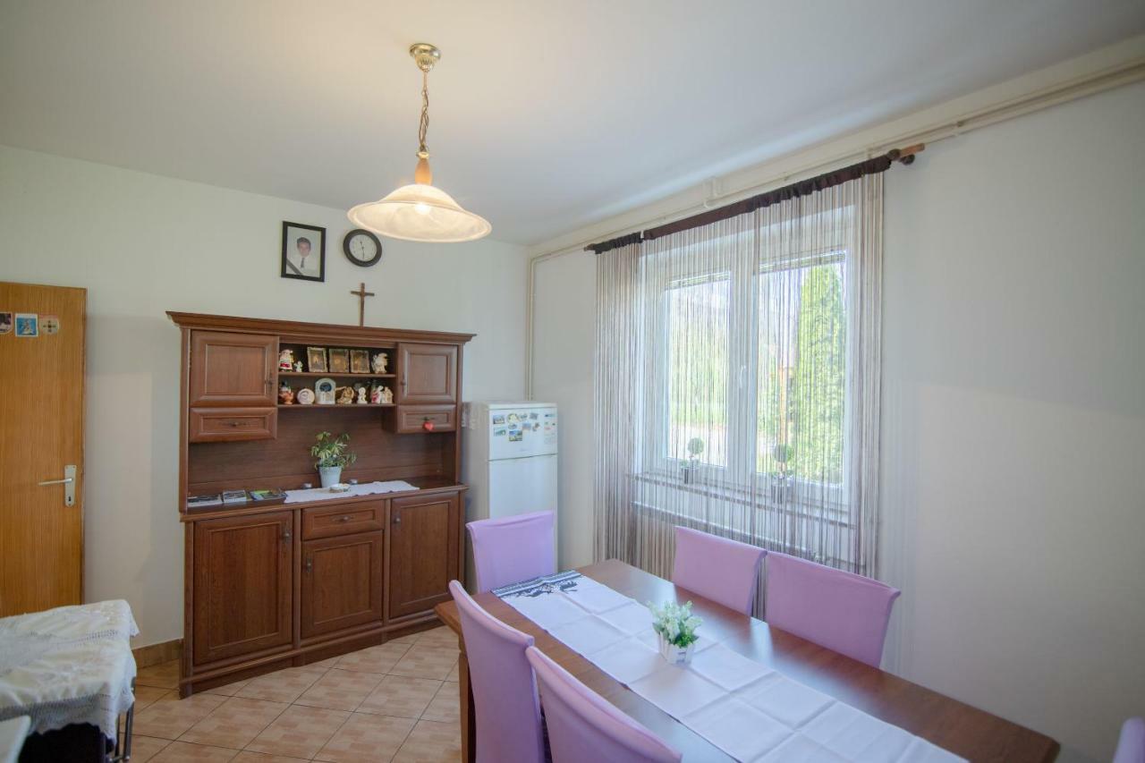 House Marijana Villa Smoljanac Bagian luar foto