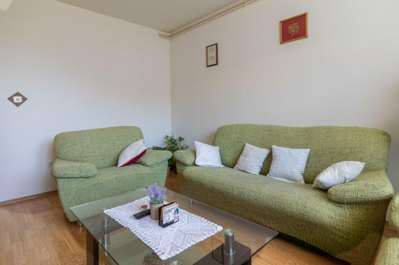 House Marijana Villa Smoljanac Bagian luar foto